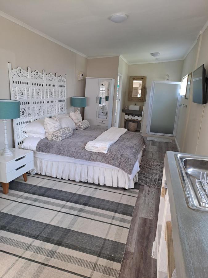 Milky Way Hotel Hermanus Exterior photo